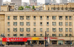 Golden Ray Hotel